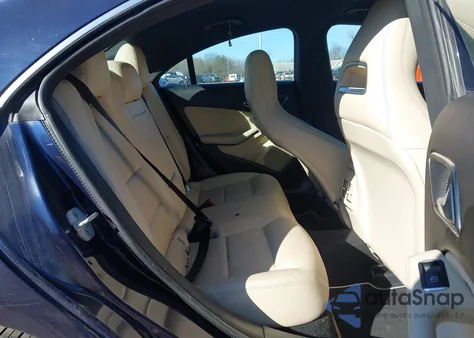 2017 Mercedes-Benz Cla 250 4Matic из США, поврежденный, VIN WDDSJ4GB6HN424291